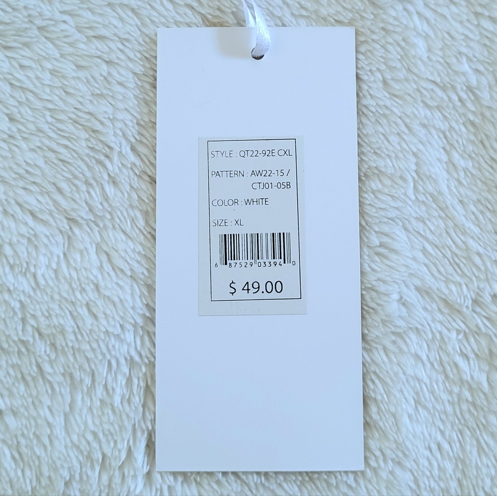 CXL By Christian Lacroix Graphic Tee👕 - NWT - Picture 13 of 13